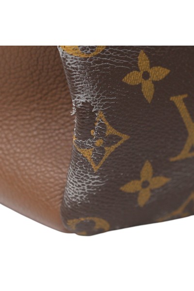 Louis Vuitton Pallas