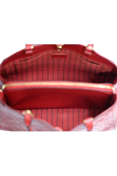 Louis Vuitton Montaigne PM rossa