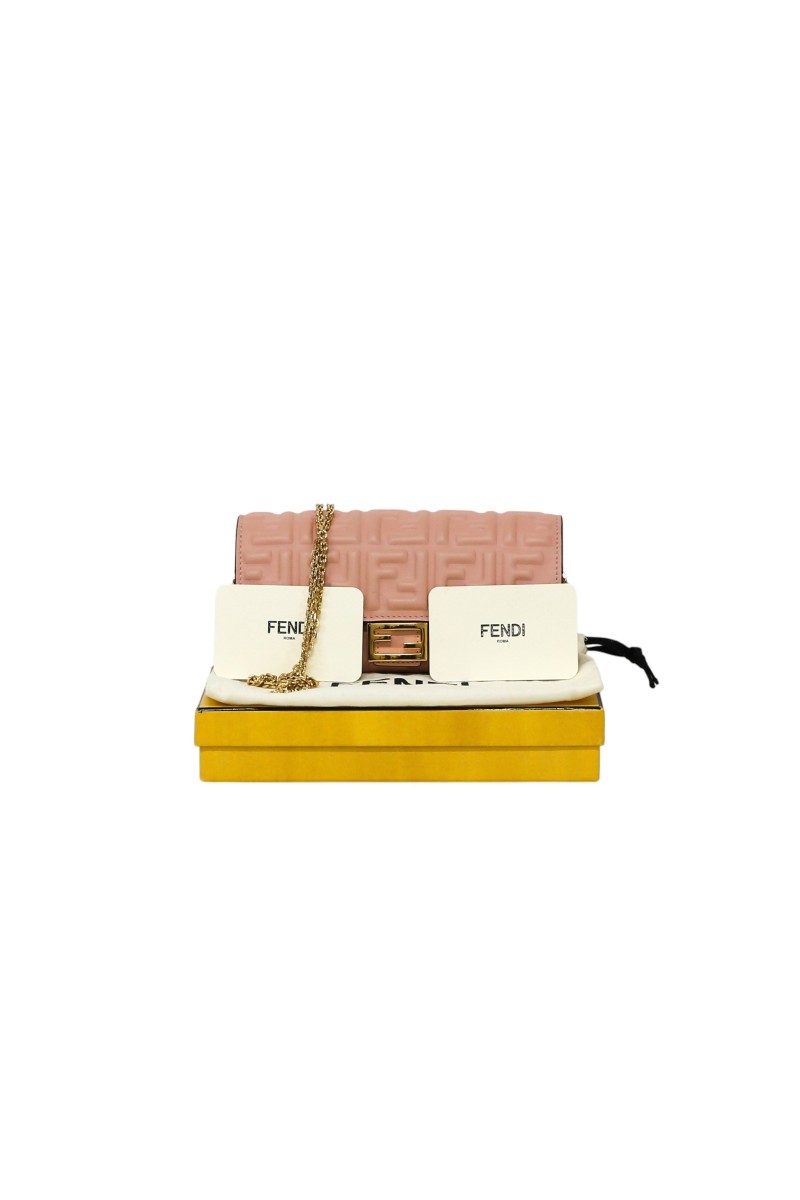 FENDI WALLET ON CHAIN BAGUETTE