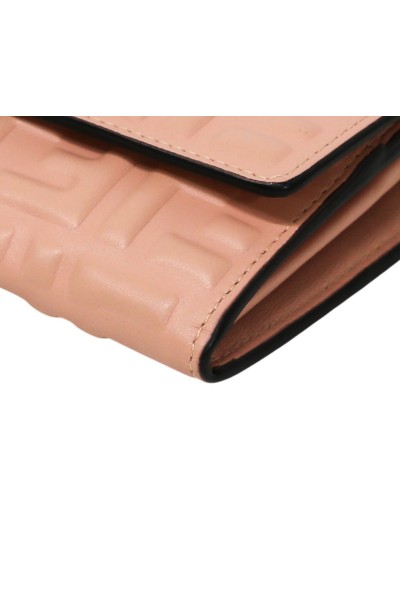 FENDI WALLET ON CHAIN BAGUETTE