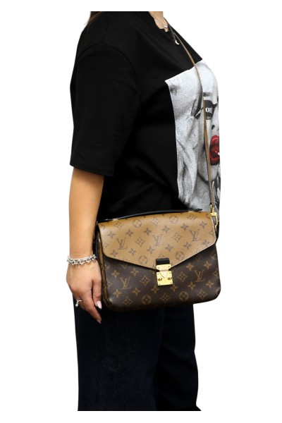 Louis Vuitton Metis Reverse