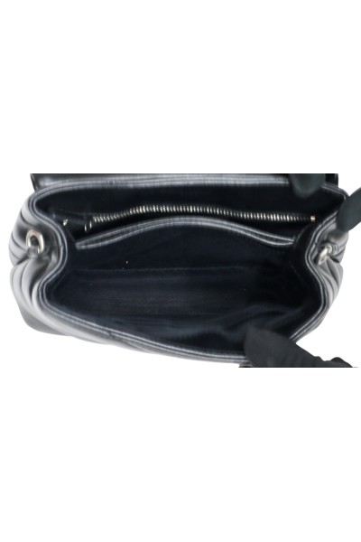 Yves Saint Laurent Loulou Toy Nera